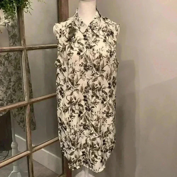 Express Floral Tunic - Picture 1 of 4